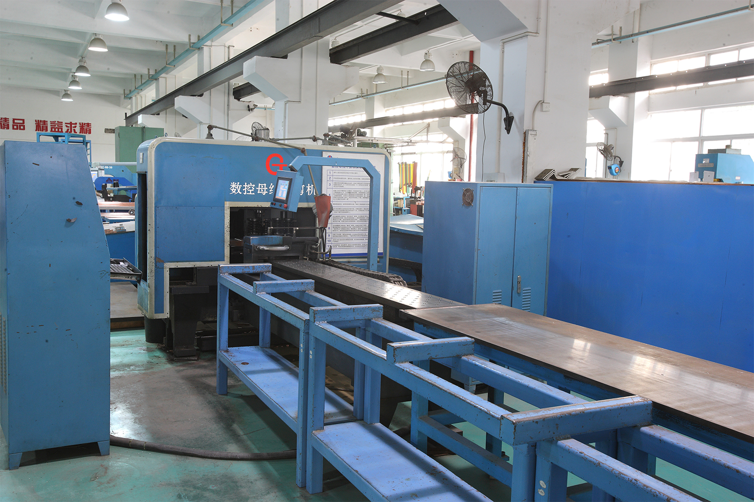 GJCNC-BB-30数控母排加工生产线