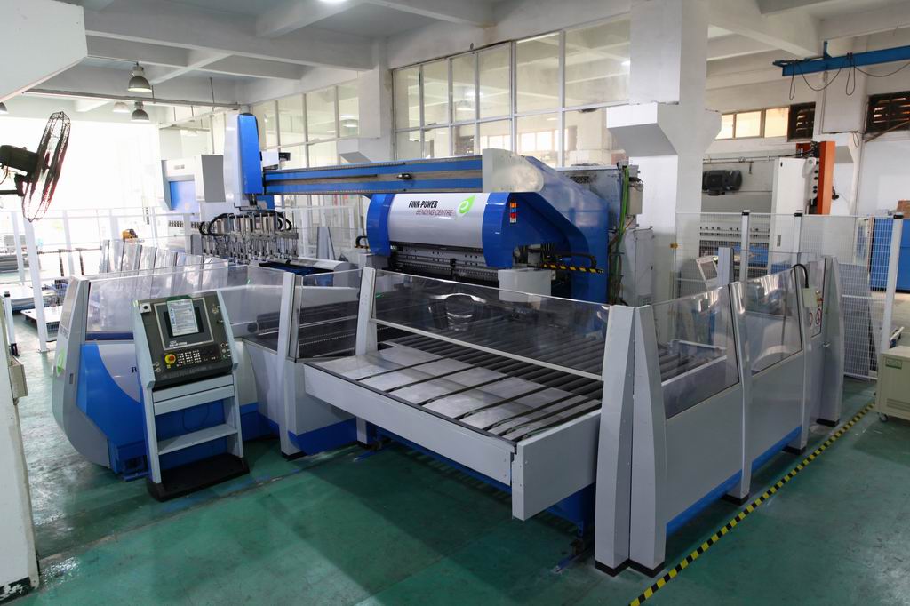 全自动折弯中心 EBE 4200